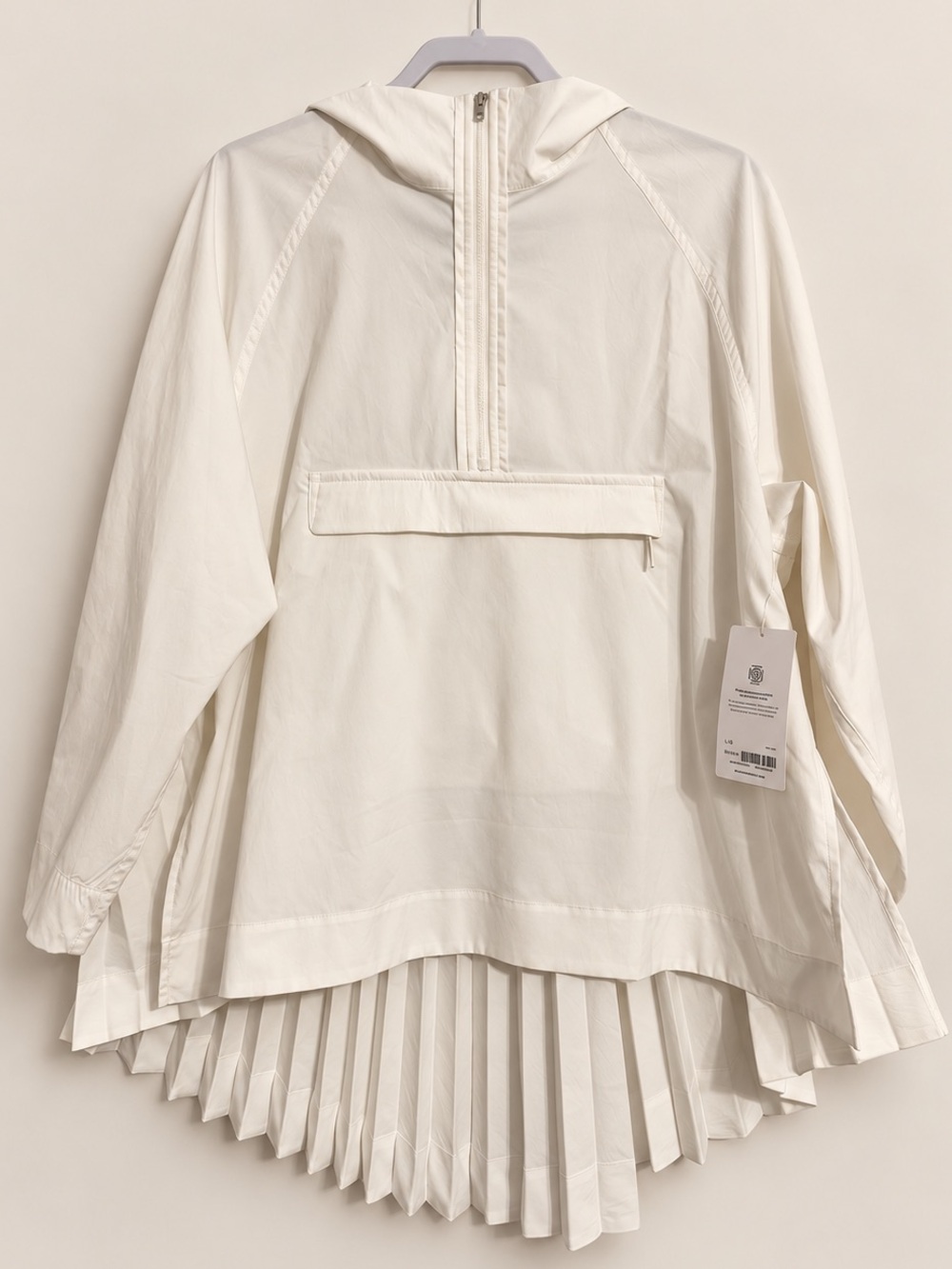 NWT Athleta Sojourn Top Pleated Back Anorak Jacket White Size Large